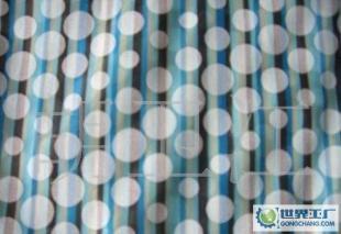 供應(yīng)CVC包芯紗爛花布 技術(shù)與藝術(shù)的完美融合